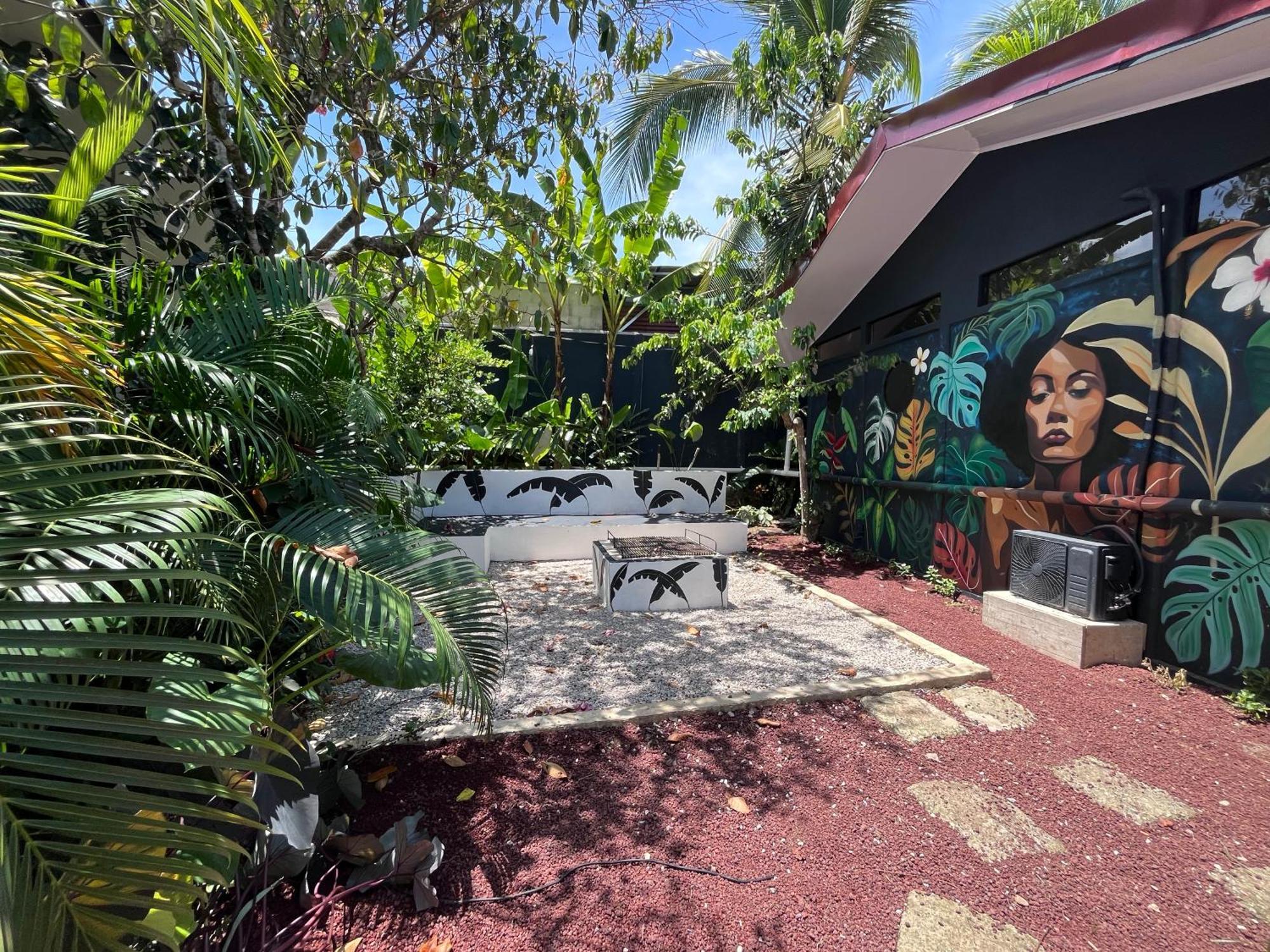 Hotel Mecca à Puerto Viejo de Talamanca Extérieur photo